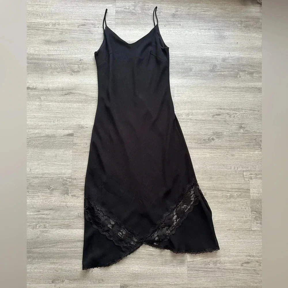 CÉLINE by champions dress laced in the end beautiful chic cocktail dress👗🍹 M